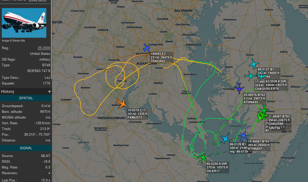 AF1 with many many  other planes in the air
