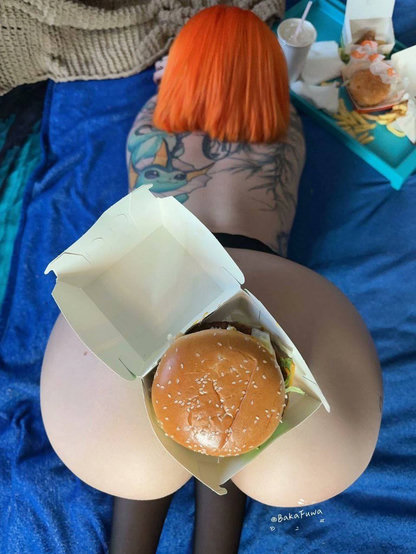 buttburger.jpg