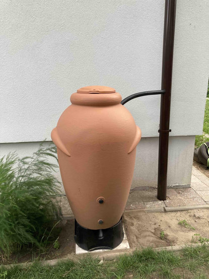 Zbiornik na deszczówkę
