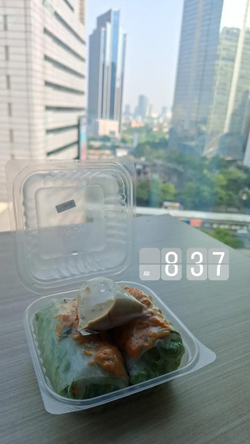 Sekotak salad.
